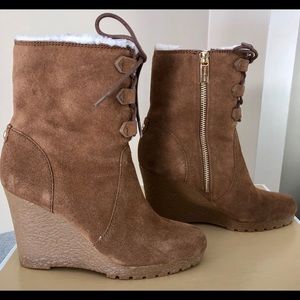 Michael Kors sued rubber sole bootie. FINAL price.